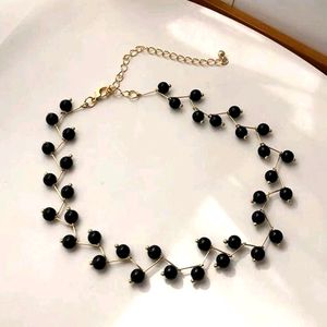 Black Pearls Choker Necklace