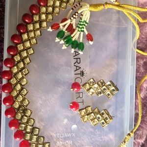 BEAUTIFUL Jewellery Set With Red Stones