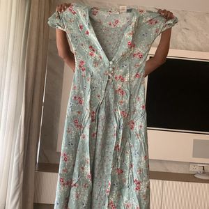 Cute Flowery Print Dress