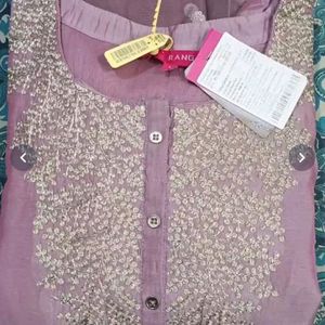 Kurta Set With Dupatta And Trousers