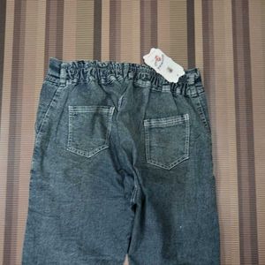 DG-83 Size-34 Straight Jenas