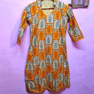 Combo Kurtas (Women's)