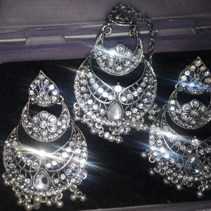 MAANGTIKKA EARRINGS SET