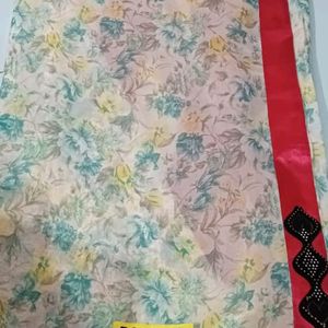 Printed Saree With Unstitched Blouse