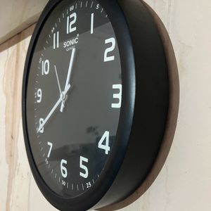 SONIC Wall Clock Condition Is Like New
