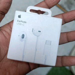 Apple Earpods Type C New Under Warranty