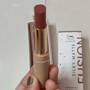 TNW Silky Matte Fusion Lipstick.