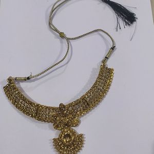 Gold-plated NECKLACE