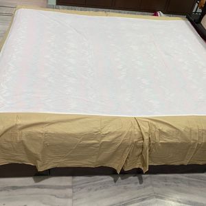 Bed sheet liners