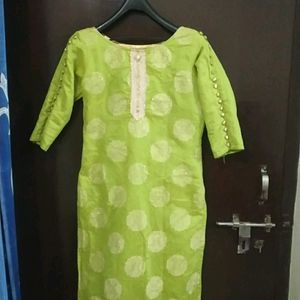 Kurti With Tuckins - Green