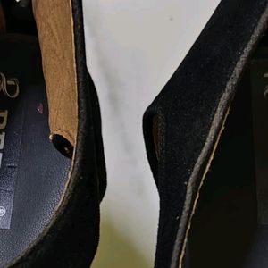 Black Wedges