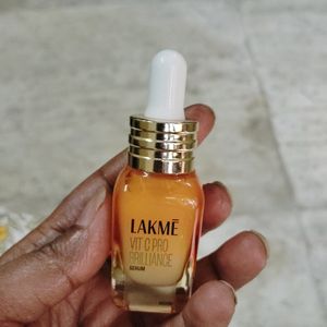 Lakme Serum