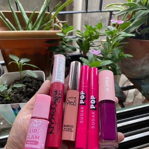 Set Of 5 Branded Lipsticks + Free Lip Tint ♥️