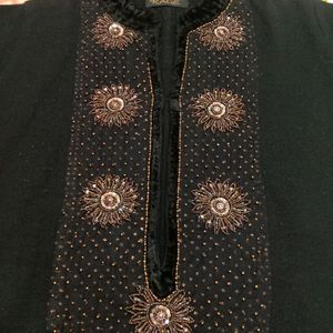 Wool blend embroidery kurti
