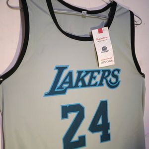 New Lakers Sando...