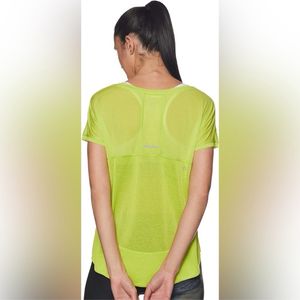 ASICS Women's Regular Fit T-Shirt