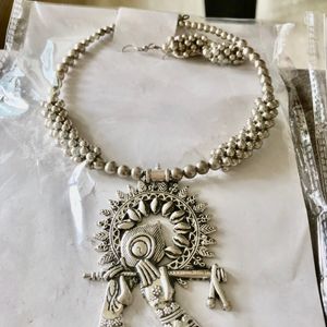 Oxide Necklace