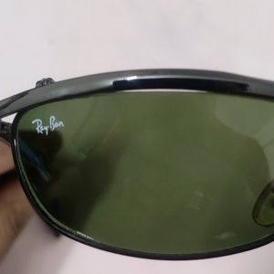 RAYBAN SUN GLASSES