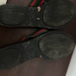 39’s Gucci Double G sandals