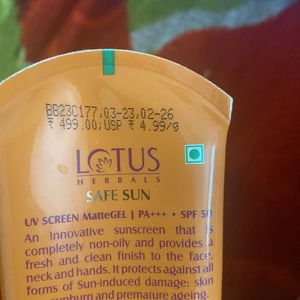 Lotus Herbal Sunscreen