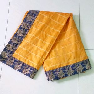 Checks Print Saree