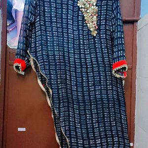 Designer Cut Kurti Is Available