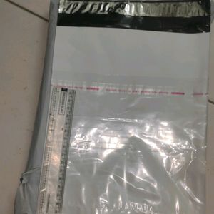 100 Pieces 💯 Tamper Proof Plastic Bag Courier