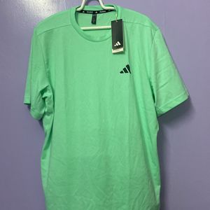 Adidas Tshirt