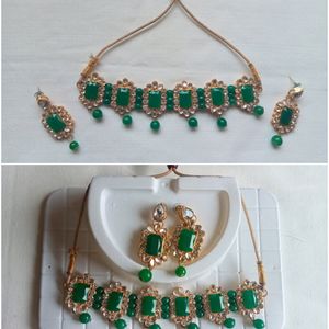 Green Necklace