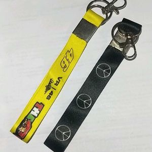 Like New Combo Tag VR46 And Peace Keychain