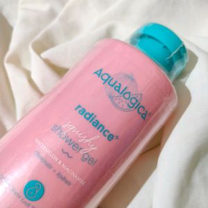 Aqualogica Radiance+ Shower Gel