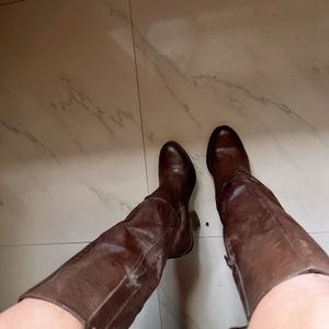 Knee Length Leather Boot Size -36 37