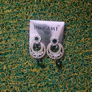 Green Colour Earings