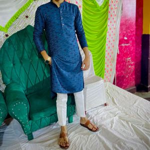 Elegant Blue Kurta Ensemble