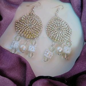 In Ver Low Price Beautiful Earings