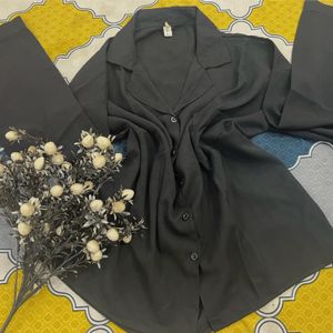 black oversize shirt