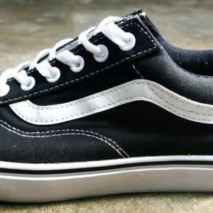 Vans Old Skool Shoes