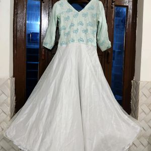 Bhut Pyari Gher Wali Gown For Baby Dolls😘