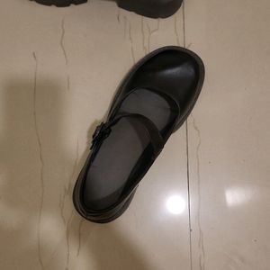 Wedged Loafers Black