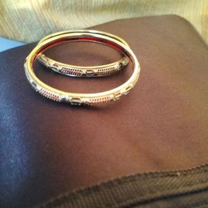 City Gold Bangle