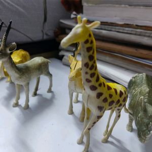 Used Plastic Wild Animals For Kids