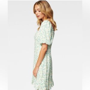 Forever New Veronica Puff Sleeve Sun Dress