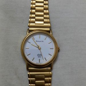 SONATA GOLD GENTLY USED TOP CONDITION WATCH