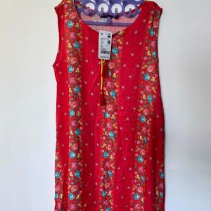 SRISHTIFloral Print A-Line Kurta