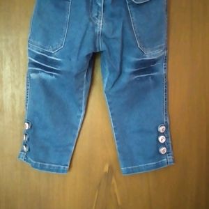 THREE QUARTER JEANS FOR KIDS