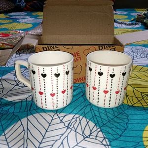 Set Of 2 Heart Print Coffee Mugs 🍺❤️🖤