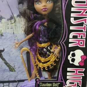 Monster High Scaries Clowdeen Wolf Doll, 🤩