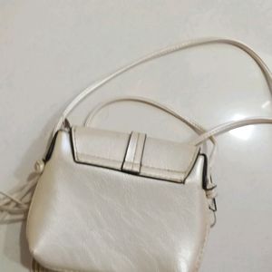 Cute Aesthetic Off White Sling Bags For Women