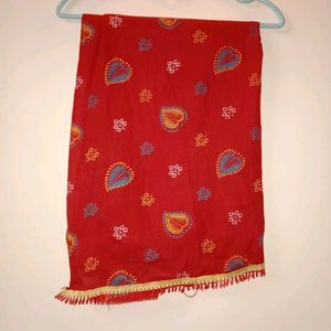 Red Dupatta