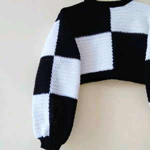 Patchwork Trendy B&W Pullover